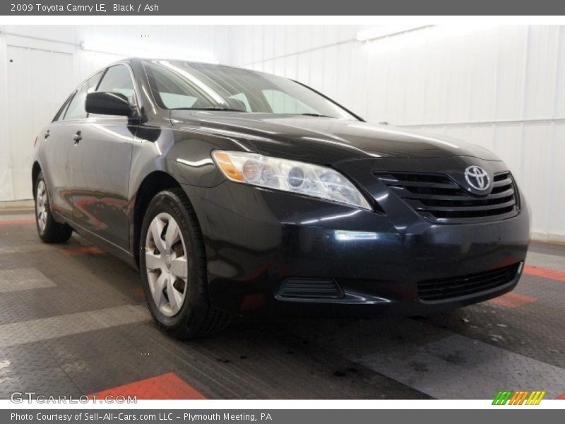 Black / Ash 2009 Toyota Camry LE