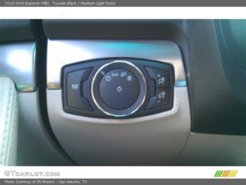 Tuxedo Black / Medium Light Stone 2015 Ford Explorer FWD