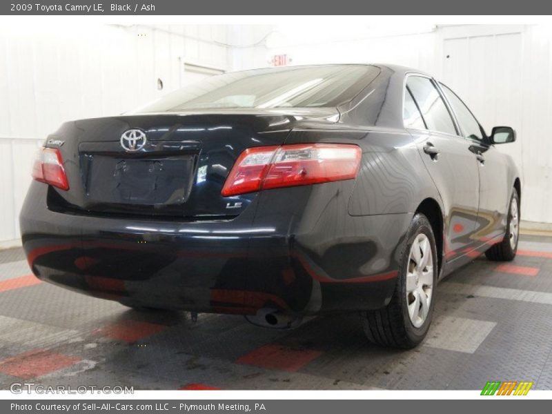 Black / Ash 2009 Toyota Camry LE