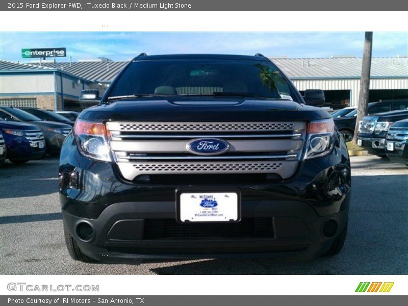Tuxedo Black / Medium Light Stone 2015 Ford Explorer FWD