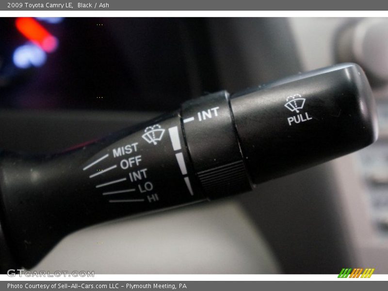 Black / Ash 2009 Toyota Camry LE