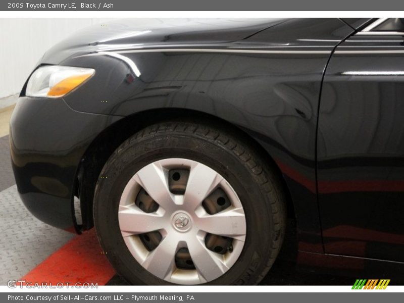Black / Ash 2009 Toyota Camry LE
