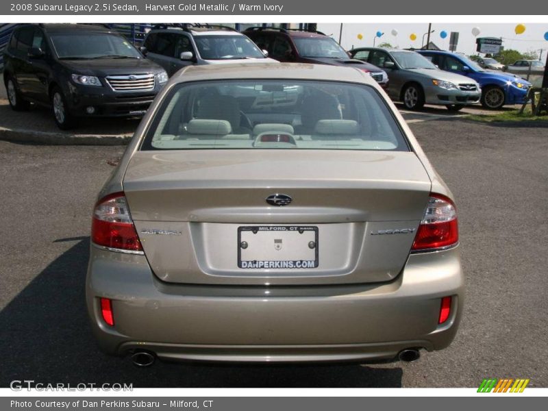 Harvest Gold Metallic / Warm Ivory 2008 Subaru Legacy 2.5i Sedan