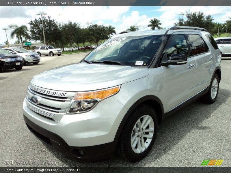 Ingot Silver / Charcoal Black 2014 Ford Explorer XLT