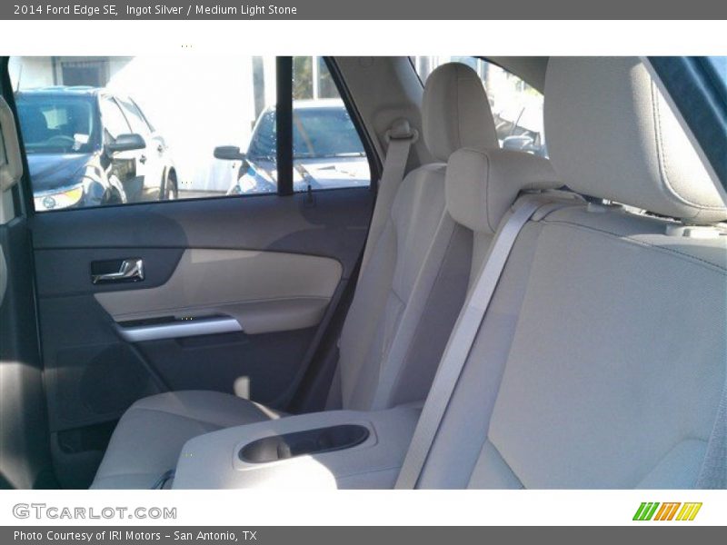 Ingot Silver / Medium Light Stone 2014 Ford Edge SE