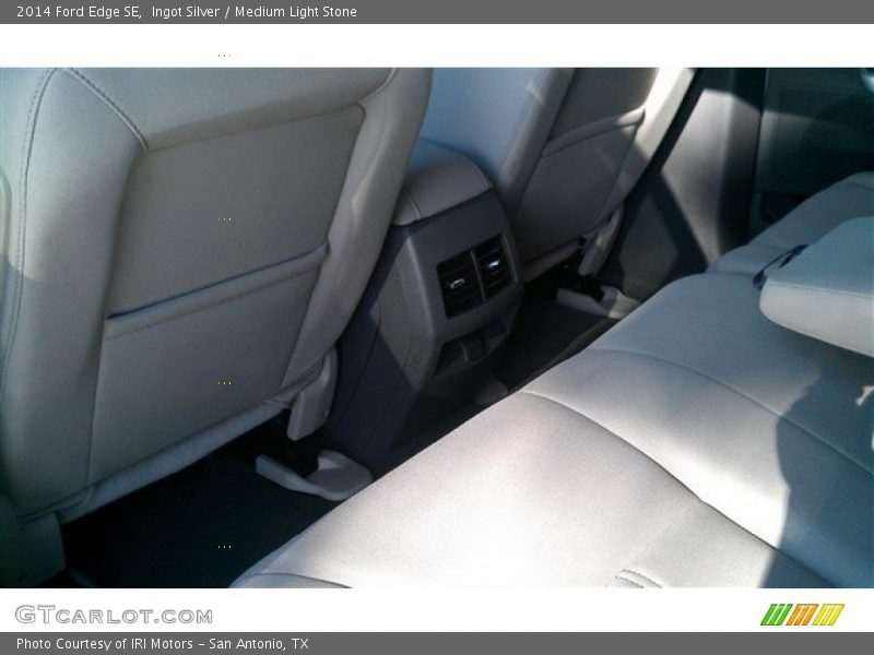 Ingot Silver / Medium Light Stone 2014 Ford Edge SE