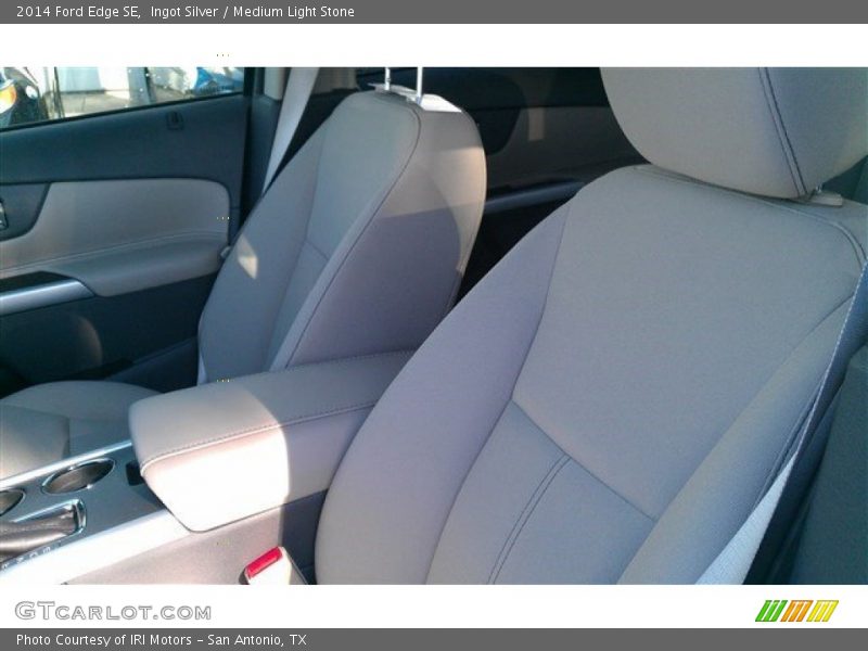 Ingot Silver / Medium Light Stone 2014 Ford Edge SE