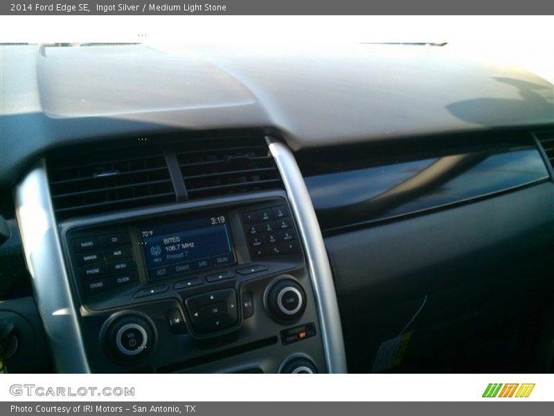Ingot Silver / Medium Light Stone 2014 Ford Edge SE