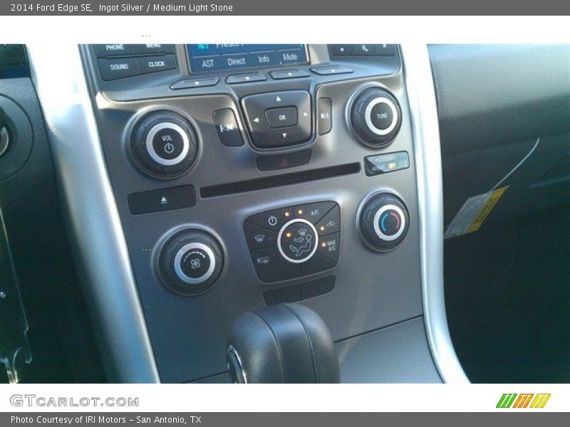 Ingot Silver / Medium Light Stone 2014 Ford Edge SE