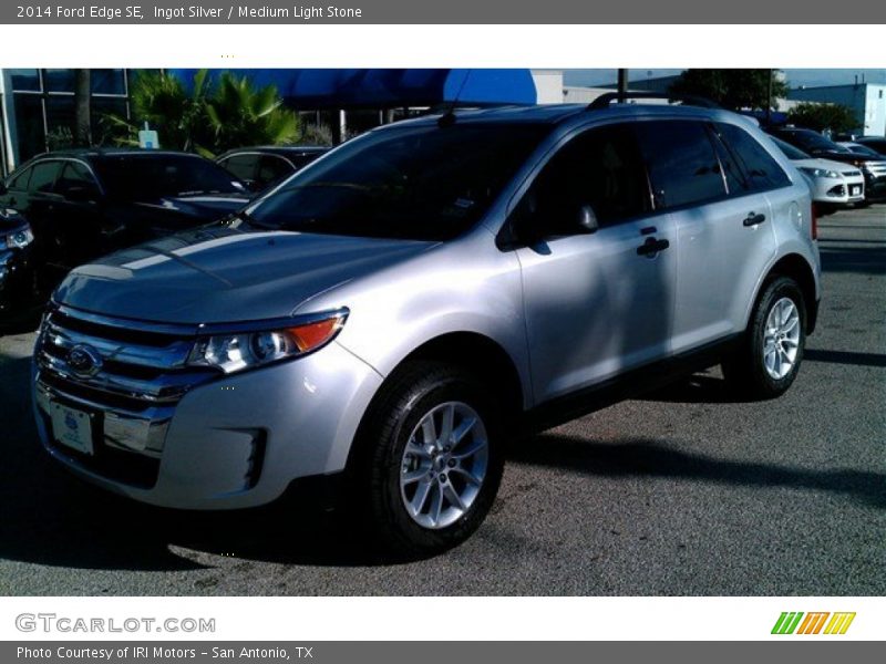 Ingot Silver / Medium Light Stone 2014 Ford Edge SE