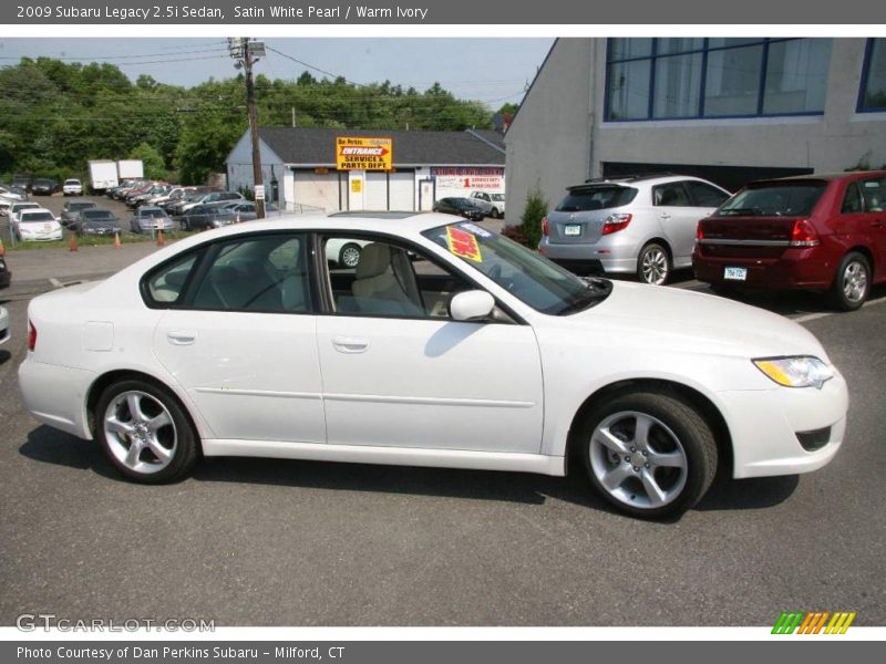 Satin White Pearl / Warm Ivory 2009 Subaru Legacy 2.5i Sedan