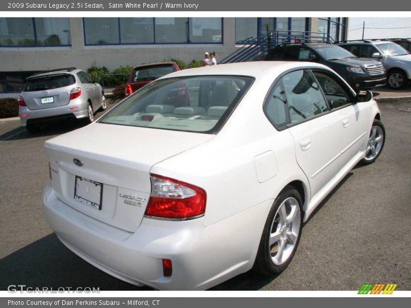 Satin White Pearl / Warm Ivory 2009 Subaru Legacy 2.5i Sedan