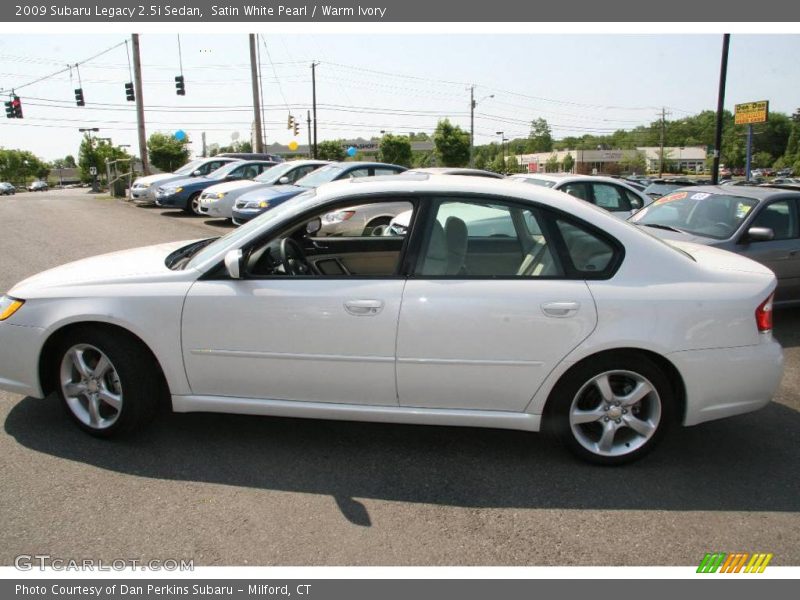 Satin White Pearl / Warm Ivory 2009 Subaru Legacy 2.5i Sedan