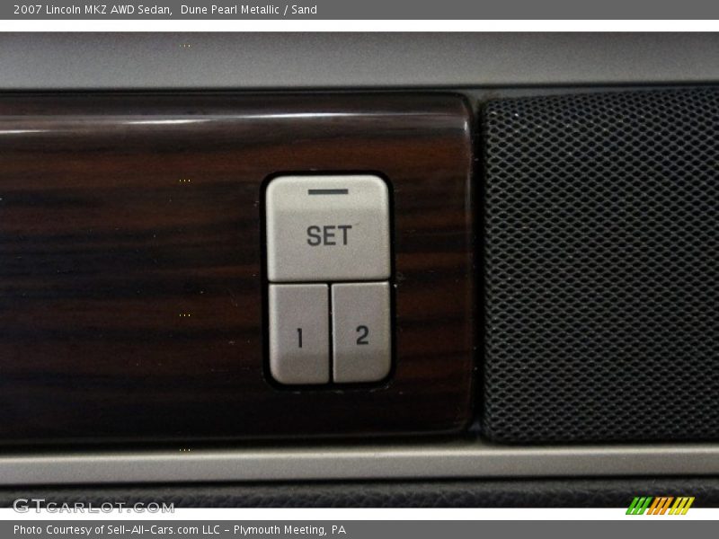 Dune Pearl Metallic / Sand 2007 Lincoln MKZ AWD Sedan
