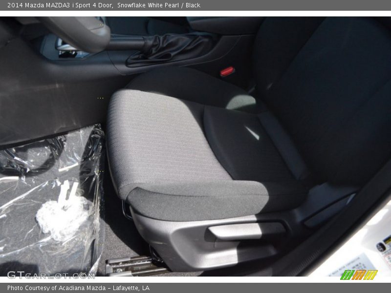Snowflake White Pearl / Black 2014 Mazda MAZDA3 i Sport 4 Door