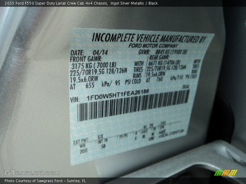 Ingot Silver Metallic / Black 2015 Ford F550 Super Duty Lariat Crew Cab 4x4 Chassis
