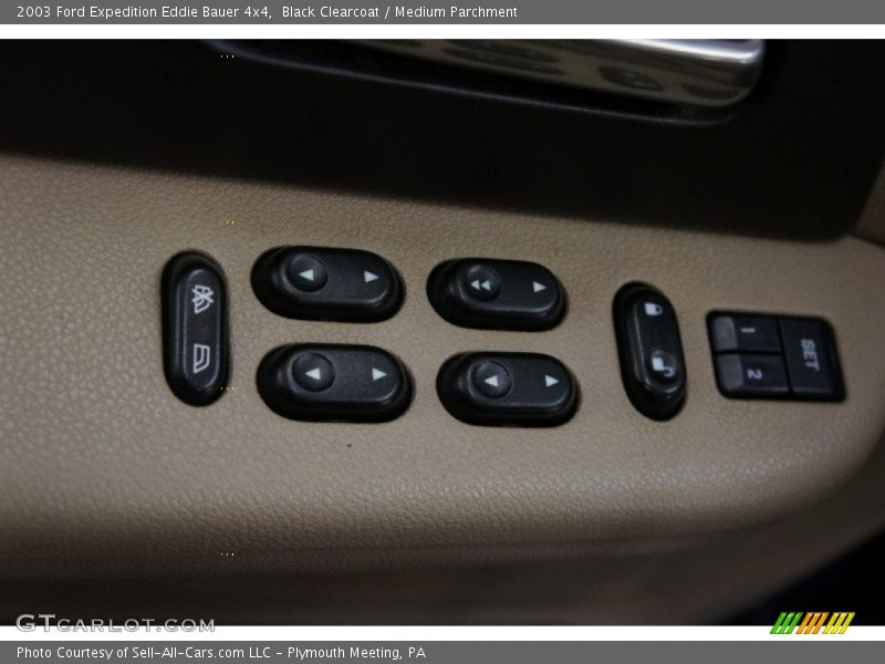 Black Clearcoat / Medium Parchment 2003 Ford Expedition Eddie Bauer 4x4