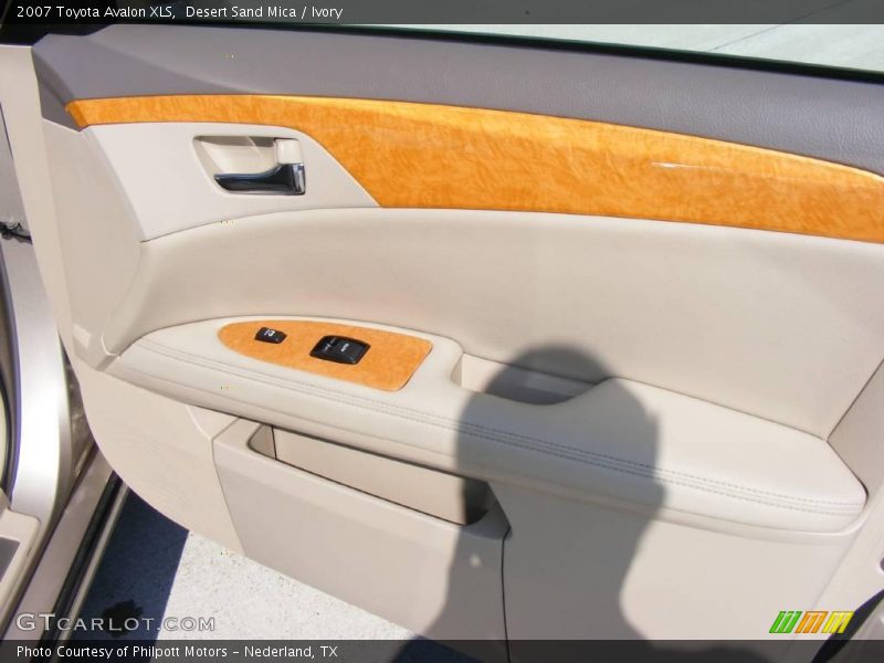 Desert Sand Mica / Ivory 2007 Toyota Avalon XLS