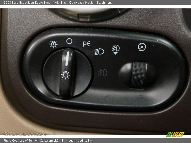 Black Clearcoat / Medium Parchment 2003 Ford Expedition Eddie Bauer 4x4