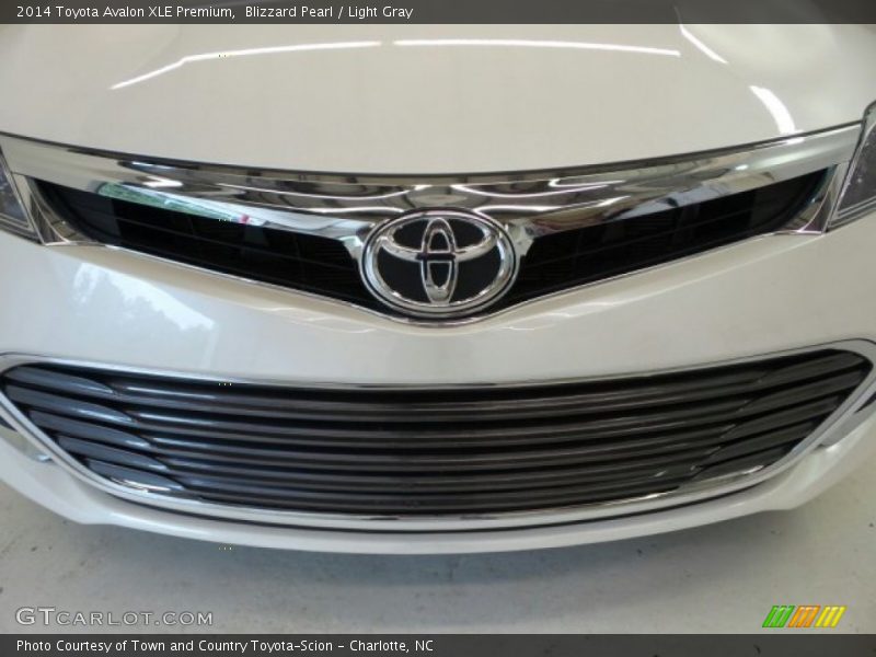Blizzard Pearl / Light Gray 2014 Toyota Avalon XLE Premium