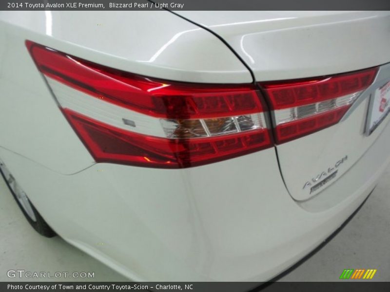 Blizzard Pearl / Light Gray 2014 Toyota Avalon XLE Premium