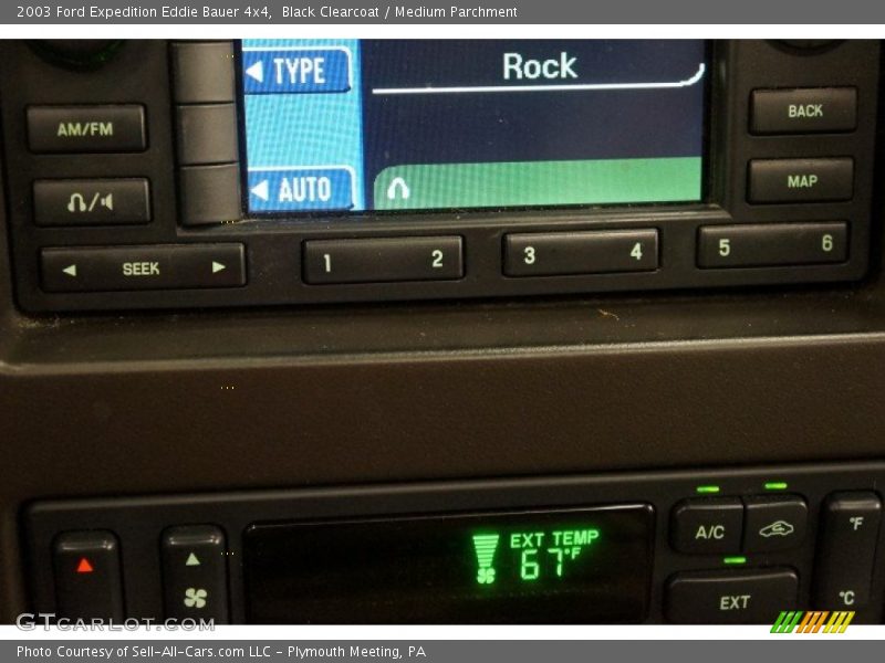 Black Clearcoat / Medium Parchment 2003 Ford Expedition Eddie Bauer 4x4
