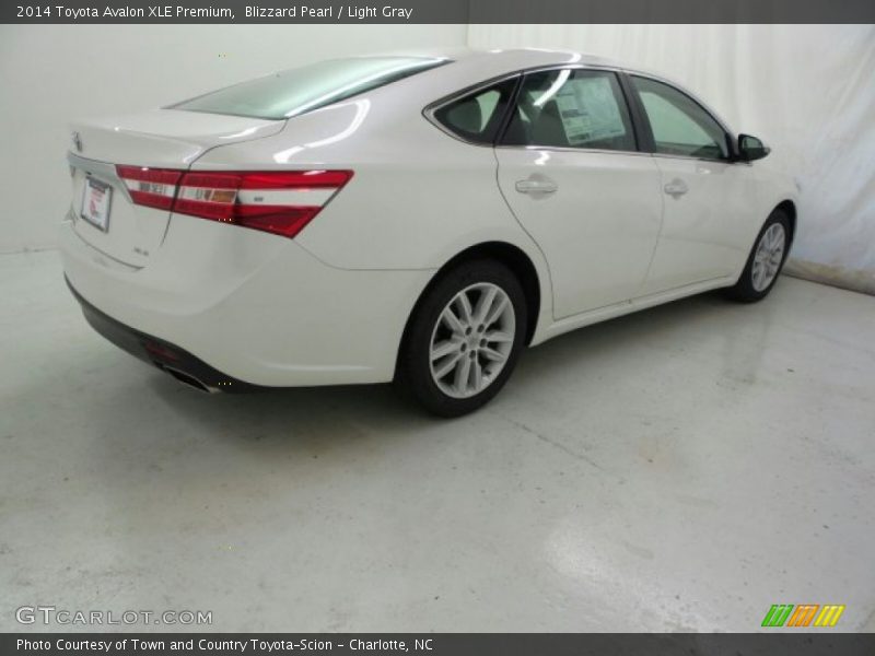 Blizzard Pearl / Light Gray 2014 Toyota Avalon XLE Premium