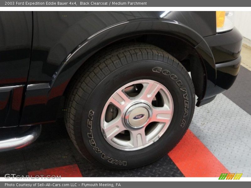 Black Clearcoat / Medium Parchment 2003 Ford Expedition Eddie Bauer 4x4