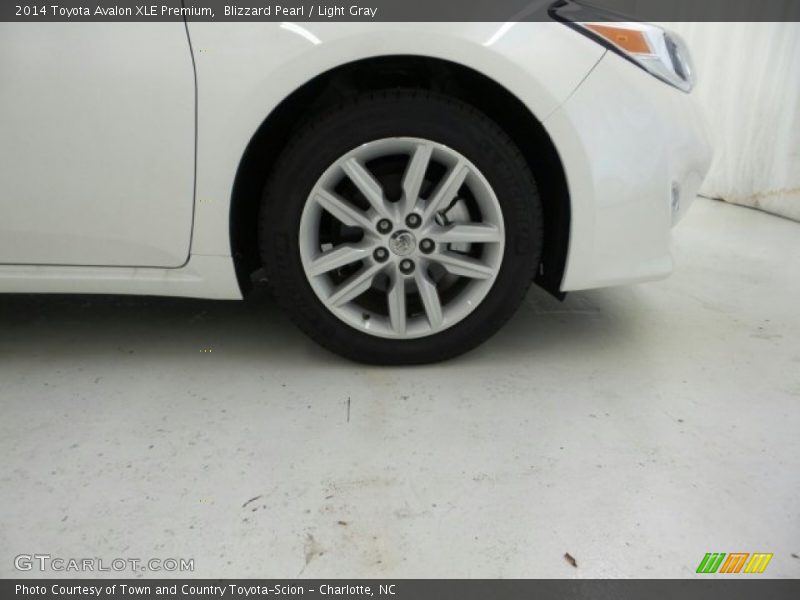 Blizzard Pearl / Light Gray 2014 Toyota Avalon XLE Premium