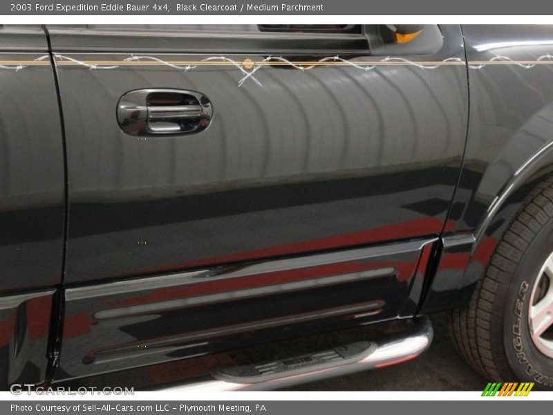 Black Clearcoat / Medium Parchment 2003 Ford Expedition Eddie Bauer 4x4