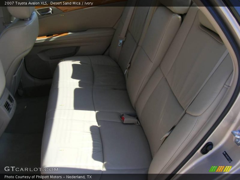 Desert Sand Mica / Ivory 2007 Toyota Avalon XLS