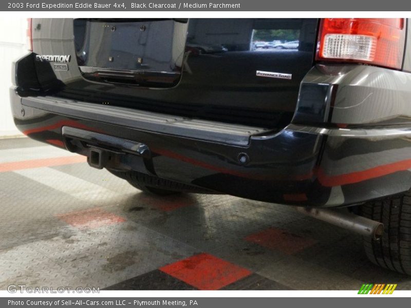 Black Clearcoat / Medium Parchment 2003 Ford Expedition Eddie Bauer 4x4