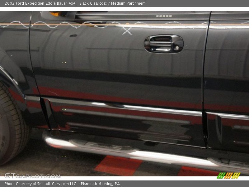 Black Clearcoat / Medium Parchment 2003 Ford Expedition Eddie Bauer 4x4