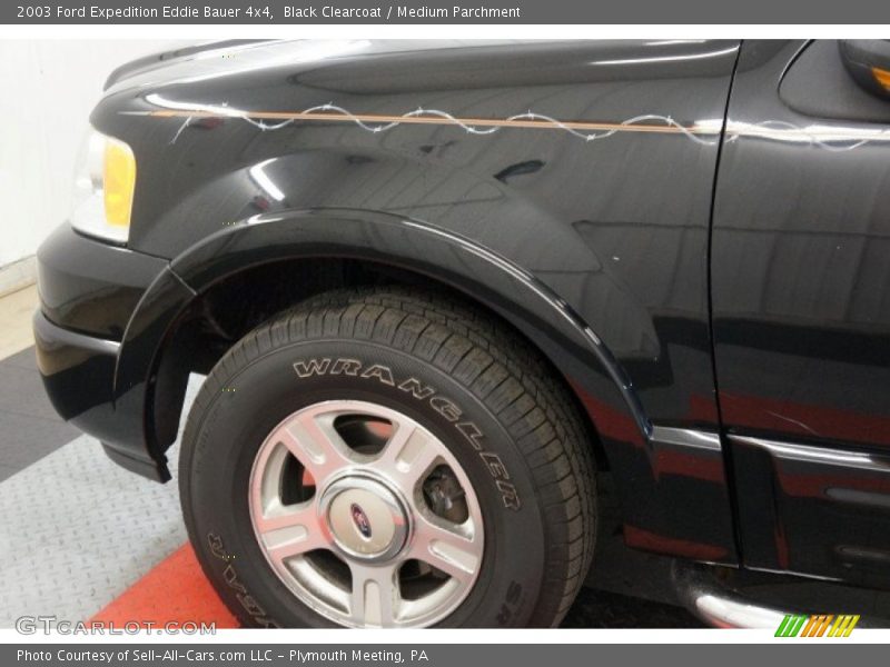 Black Clearcoat / Medium Parchment 2003 Ford Expedition Eddie Bauer 4x4