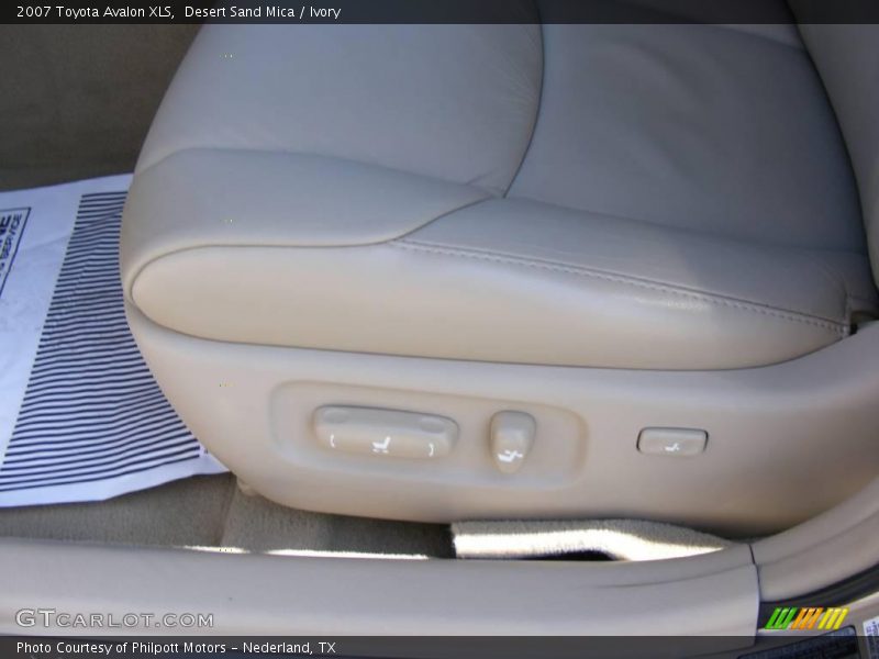 Desert Sand Mica / Ivory 2007 Toyota Avalon XLS