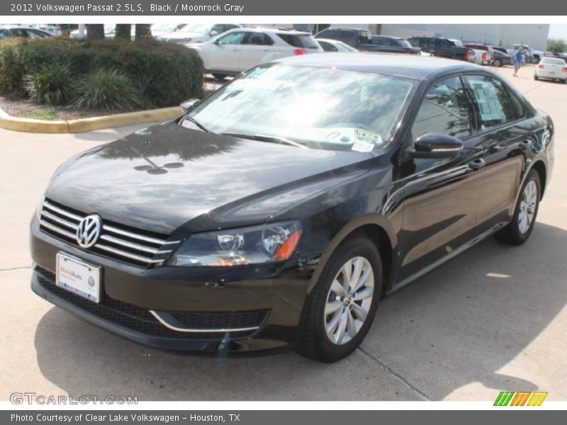 Black / Moonrock Gray 2012 Volkswagen Passat 2.5L S