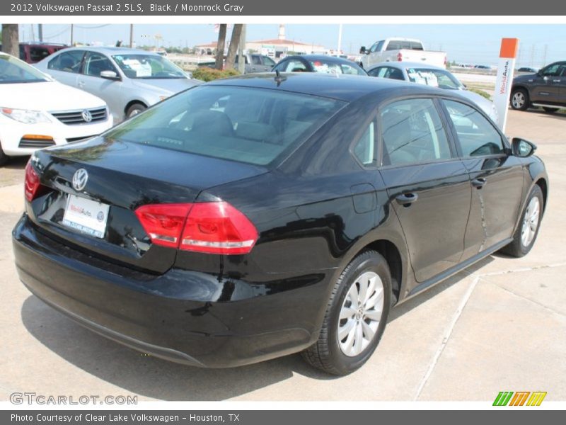 Black / Moonrock Gray 2012 Volkswagen Passat 2.5L S