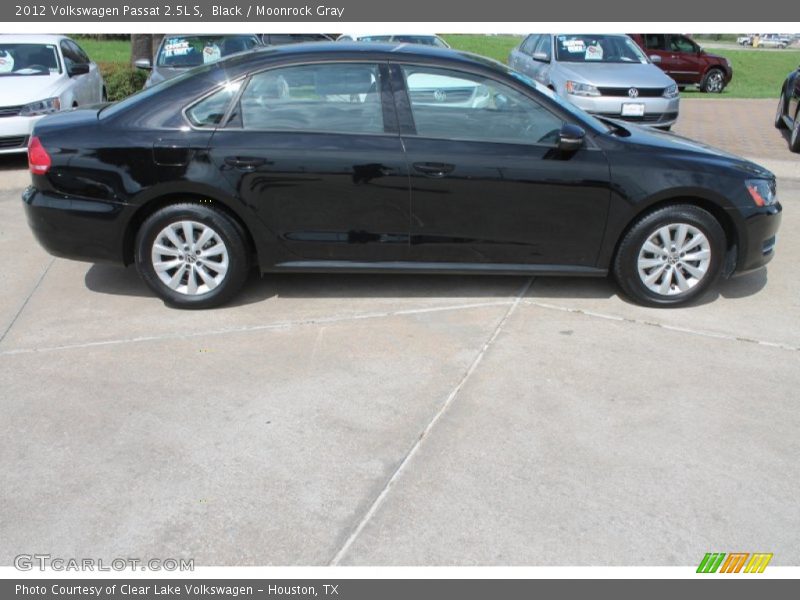 Black / Moonrock Gray 2012 Volkswagen Passat 2.5L S