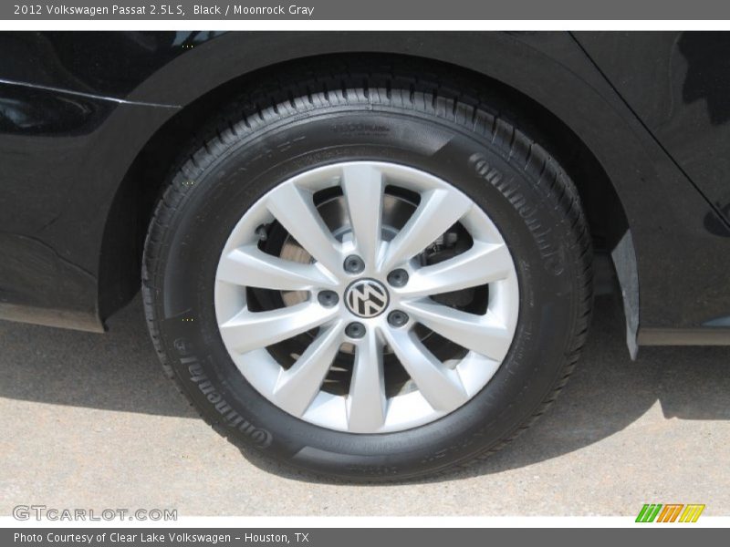 Black / Moonrock Gray 2012 Volkswagen Passat 2.5L S