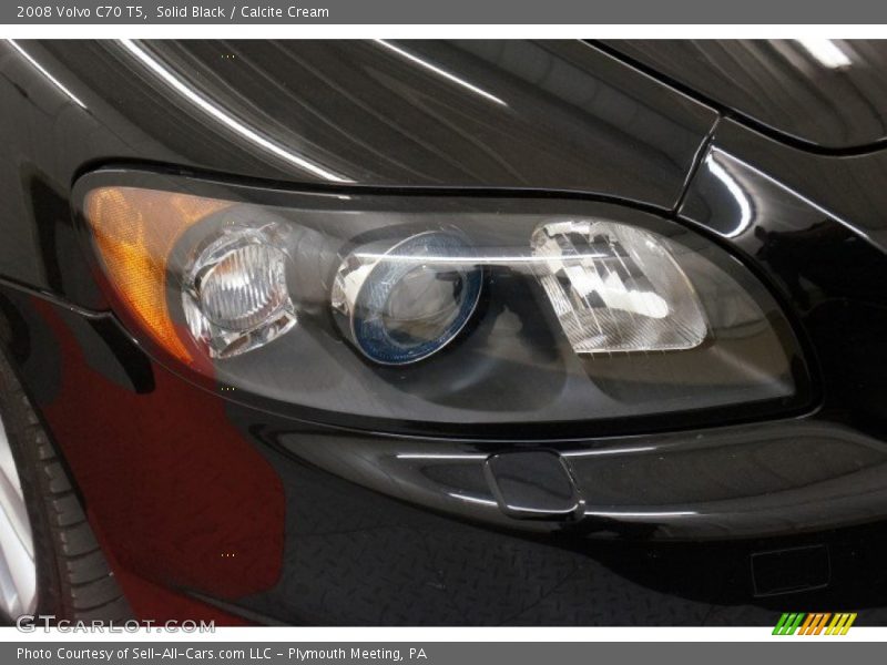 Solid Black / Calcite Cream 2008 Volvo C70 T5