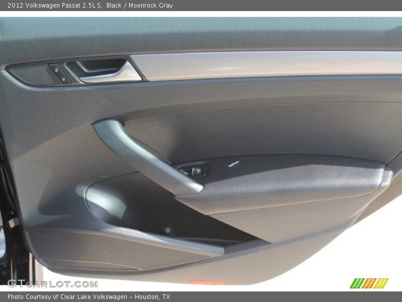 Black / Moonrock Gray 2012 Volkswagen Passat 2.5L S