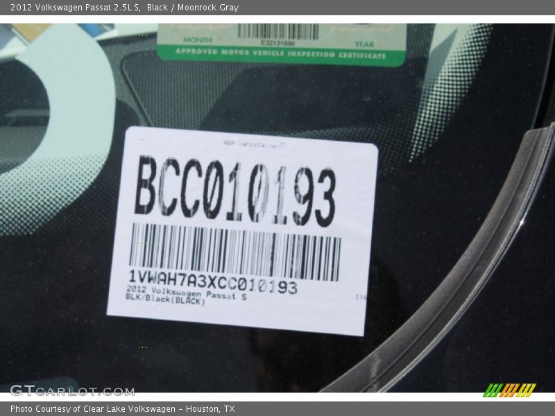 Black / Moonrock Gray 2012 Volkswagen Passat 2.5L S
