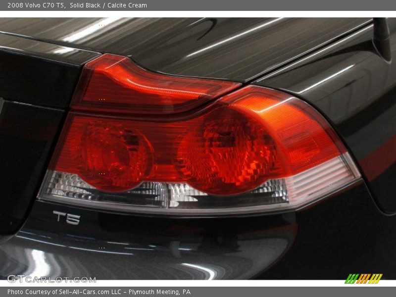 Solid Black / Calcite Cream 2008 Volvo C70 T5