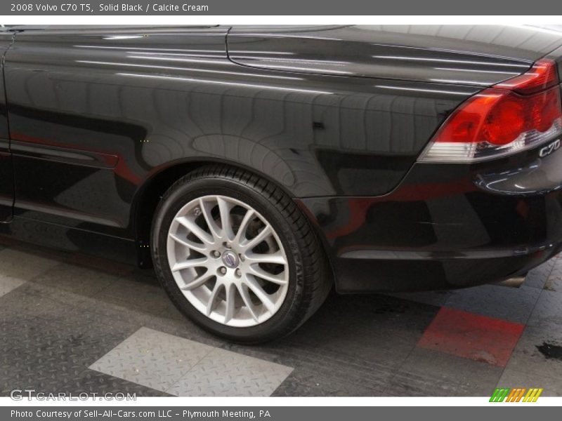 Solid Black / Calcite Cream 2008 Volvo C70 T5