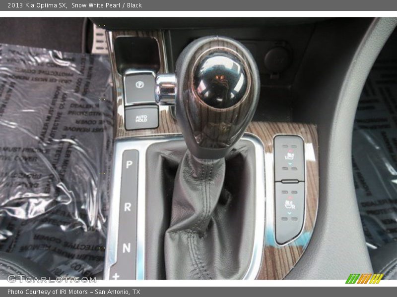 Snow White Pearl / Black 2013 Kia Optima SX