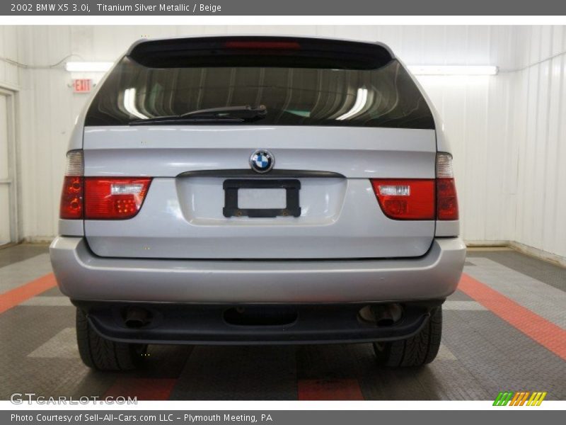 Titanium Silver Metallic / Beige 2002 BMW X5 3.0i