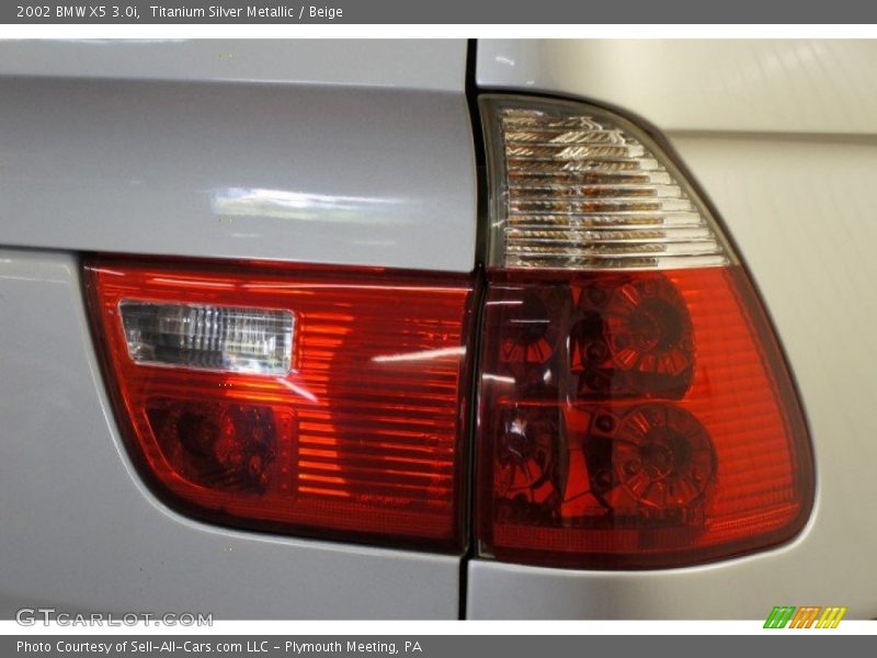 Titanium Silver Metallic / Beige 2002 BMW X5 3.0i