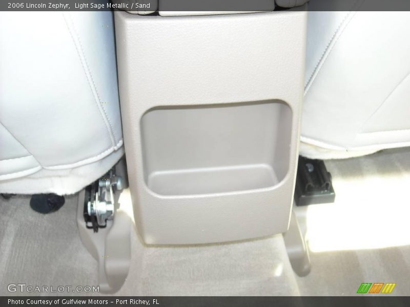 Light Sage Metallic / Sand 2006 Lincoln Zephyr