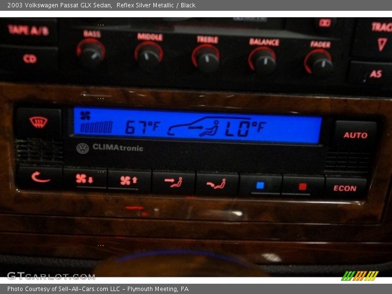 Reflex Silver Metallic / Black 2003 Volkswagen Passat GLX Sedan