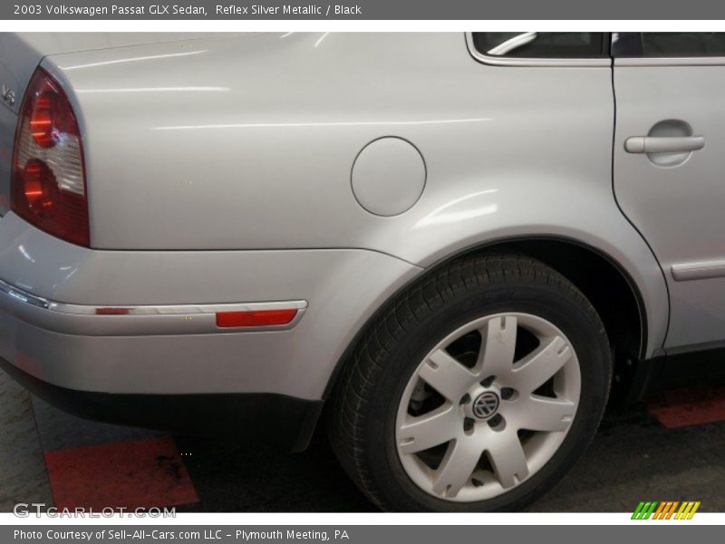 Reflex Silver Metallic / Black 2003 Volkswagen Passat GLX Sedan